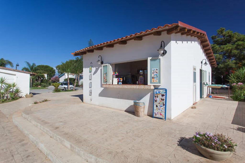 Petruso Resort Balestrate Buitenkant foto