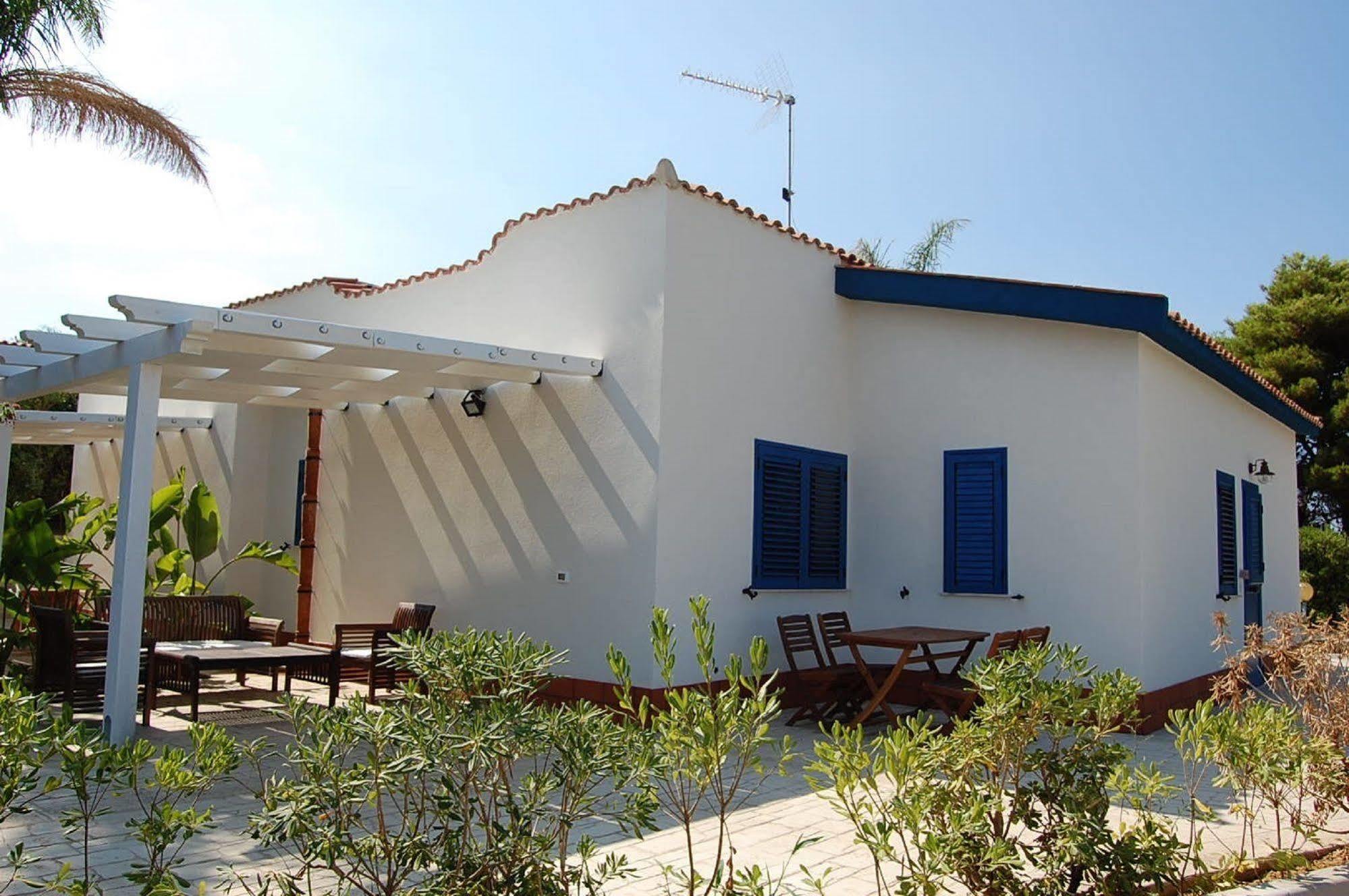 Petruso Resort Balestrate Buitenkant foto